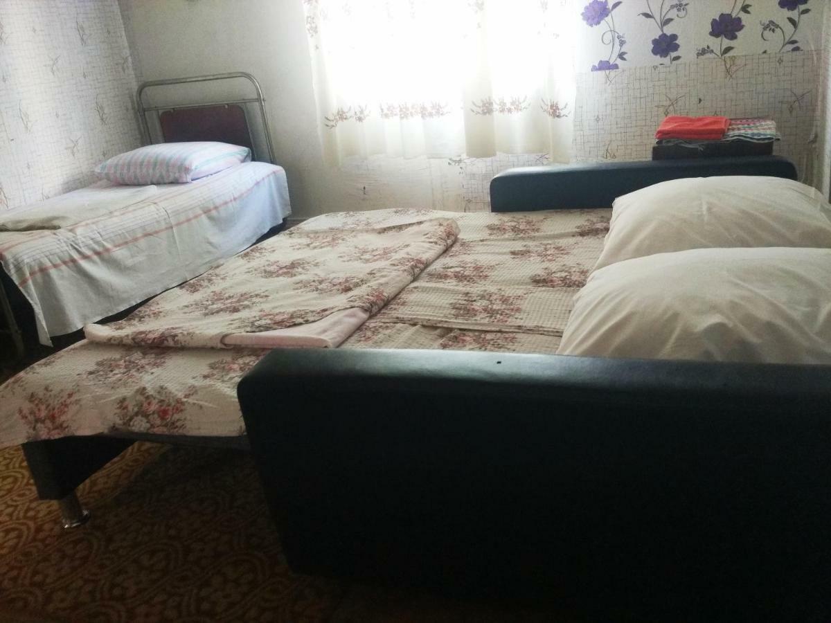 Guest House Knarik Jvari Exteriér fotografie